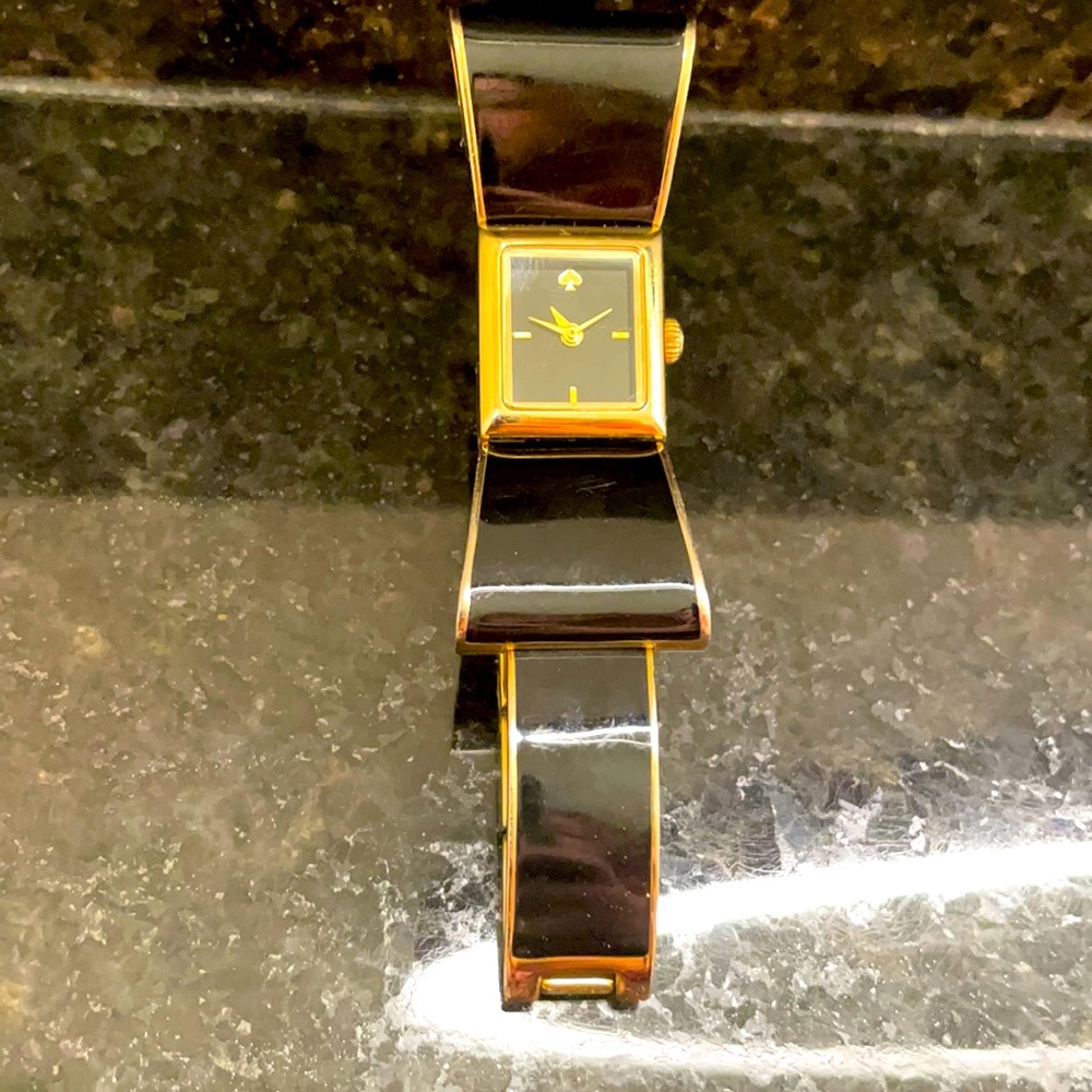 ♠️ Kate Spade (Broken) Ribbon watch